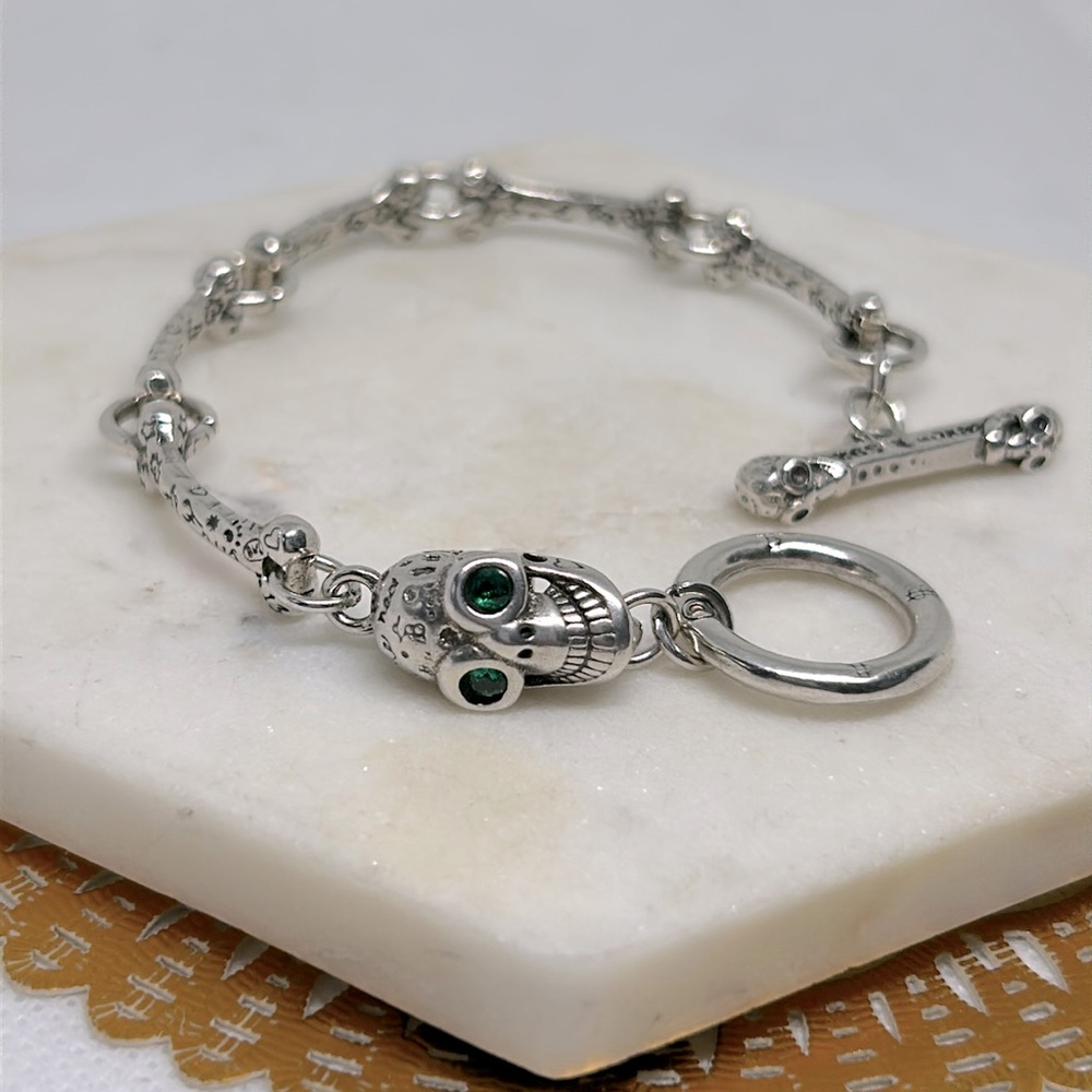 Skull & Bones toggle bracelet plated s925